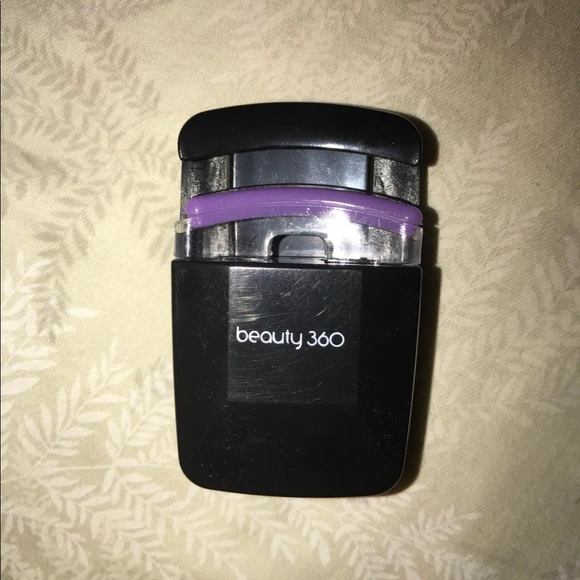 Other - Must Bundle: beauty360 eyelash curler